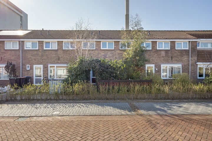 De Lethstraat 11 in Velsen-Noord foto