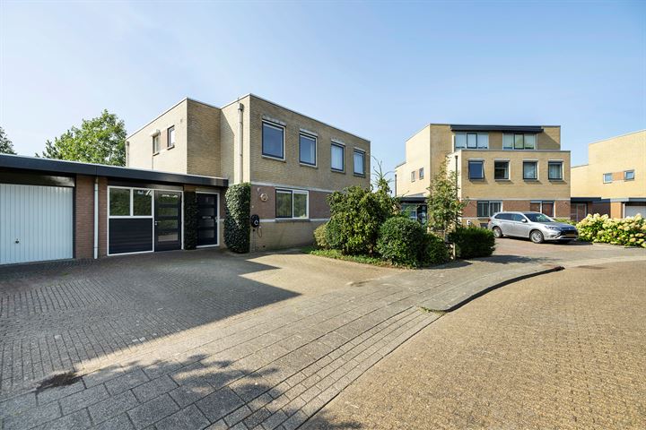 de Lûken 12 in Heerenveen foto