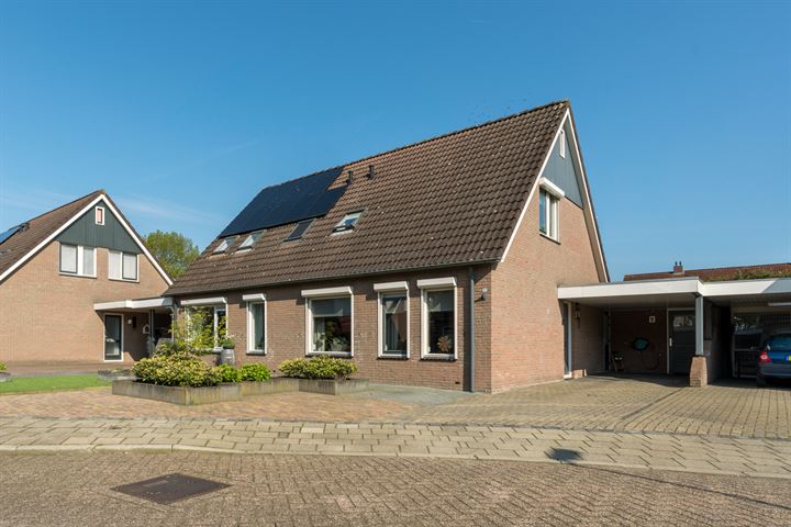 De Markgraven 66 in Westerhaar-Vriezenveensewijk foto