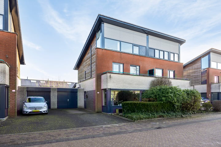 De Meerpaal 24 in Apeldoorn foto
