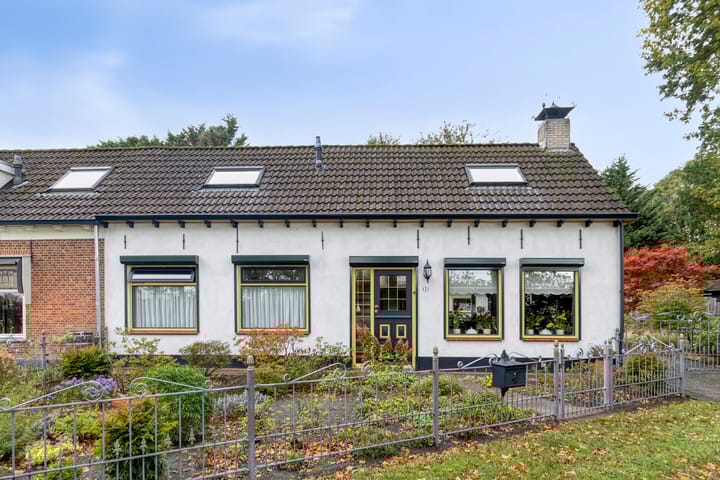 de Mère 5 in Halsteren foto