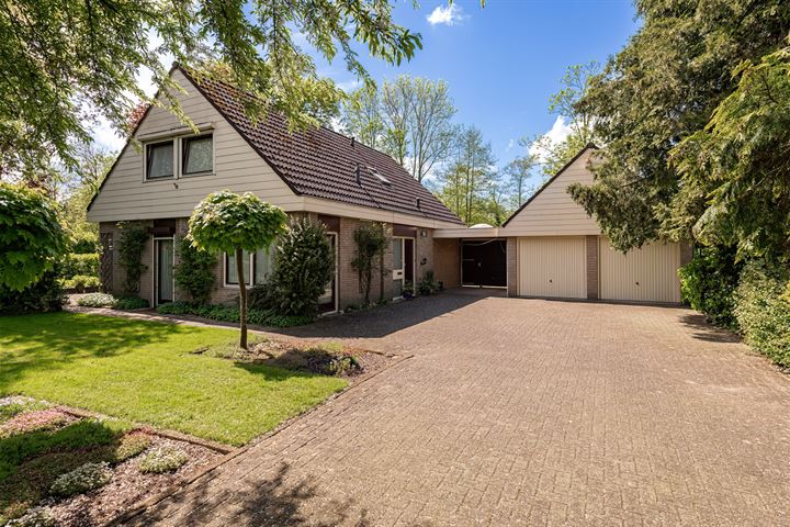 De Nes 32 in Tiel foto