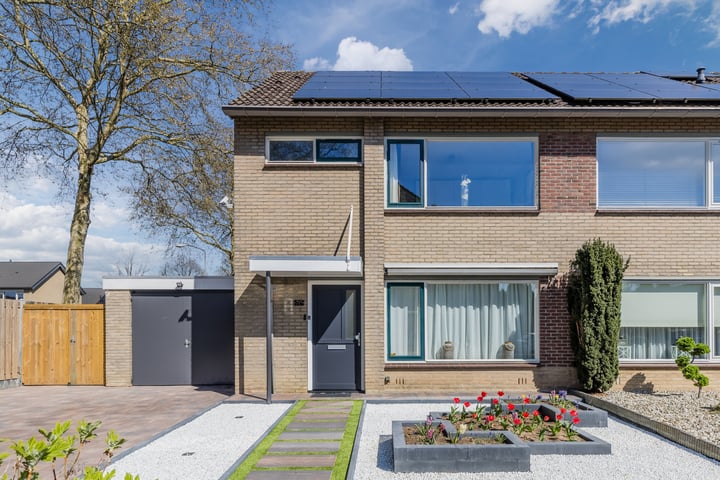 De Olieslager 70 in Veldhoven foto