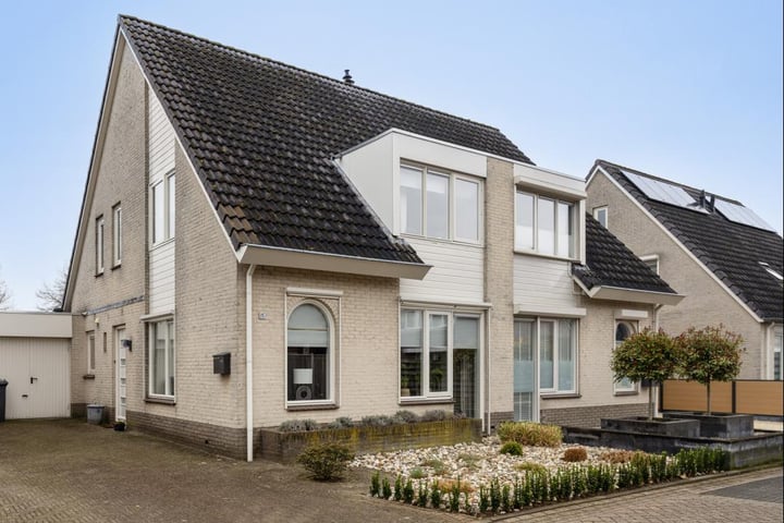 De Parelduiker 15 in Almelo foto