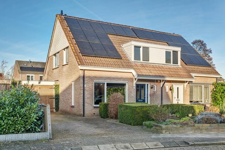 De Pimpernel 7 in Dedemsvaart foto