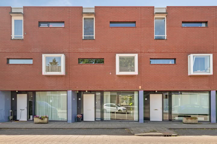 De Regenboogstraat 41 in Tilburg foto