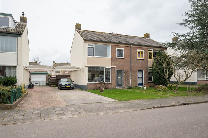 De Regtstraat 11 in Abbenes foto