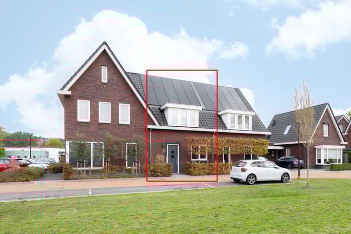 De Reuzelaar 6 in Hoeven foto