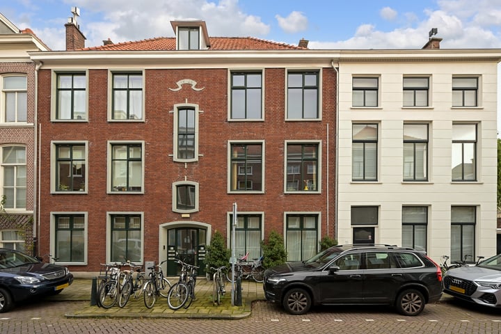 De Ruijterstraat 57B in 's-Gravenhage foto