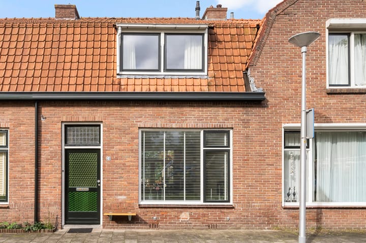 De Ruyterstraat 34 in Zwolle foto