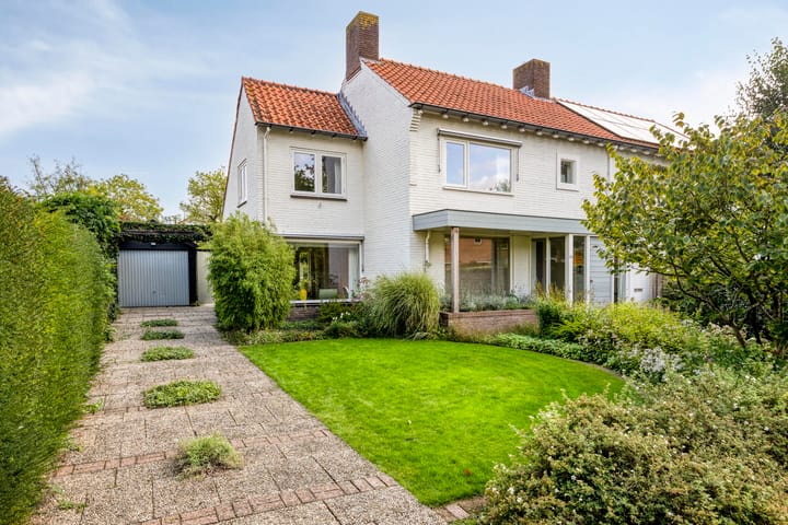 De Savornin Lohmanlaan 14 in Barneveld foto