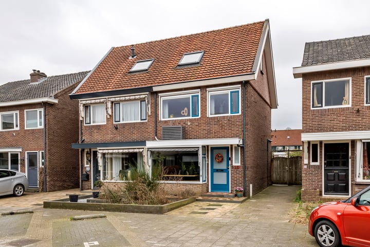 De Savornin Lohmanstraat 23 in Veenendaal foto