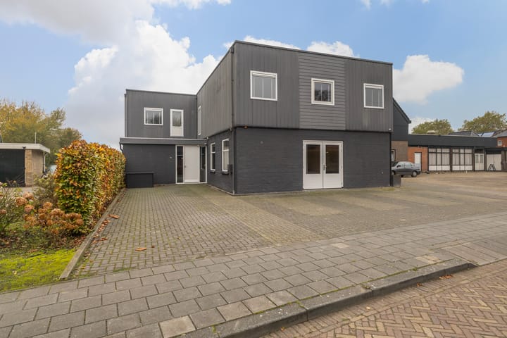 de Schepperstraat 2A in Buitenpost foto