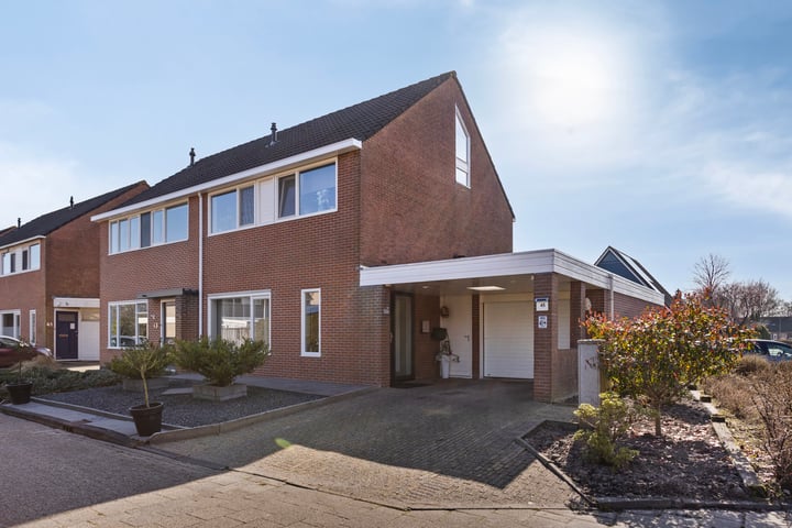 De Skeauwen 45 in Ureterp foto