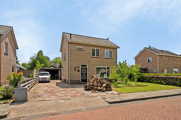 De Slatten 7 in Oosterwolde foto