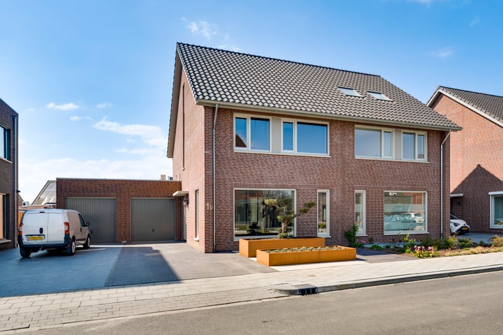 De Tegelarije 1B in Roermond foto