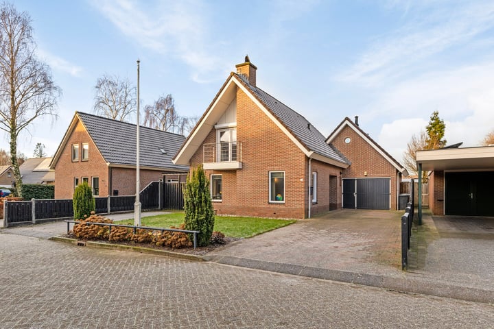 De Traden 84 in Emmen foto