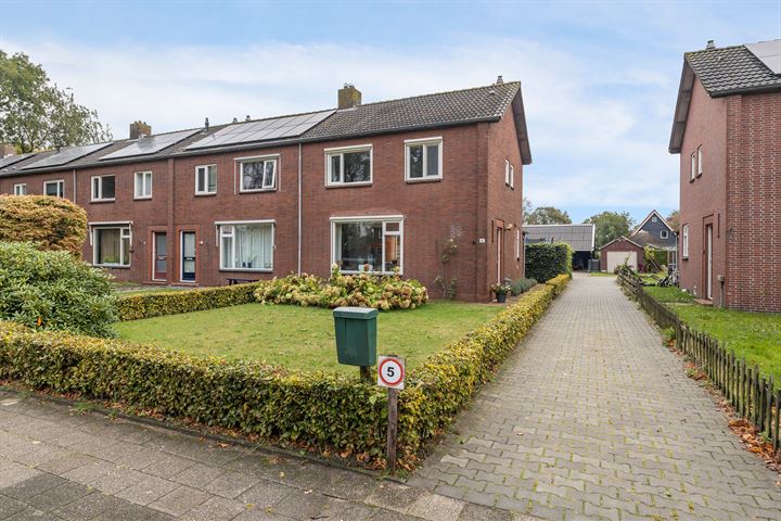 De Tuije 35 in Garyp foto