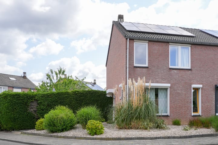 De Vaart 103 in Geleen foto