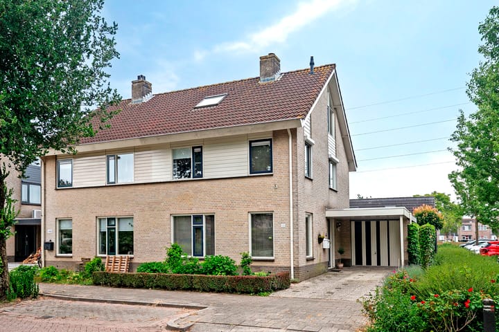 De Veldse Hofstede 100 in Zetten foto