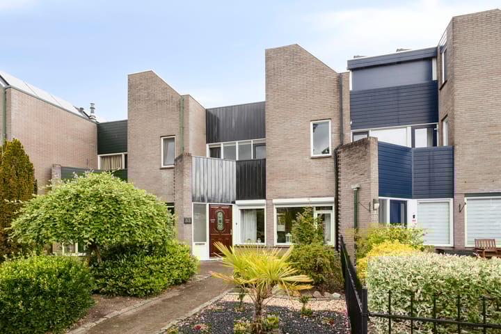 De Vogelweide 33 in Almelo foto