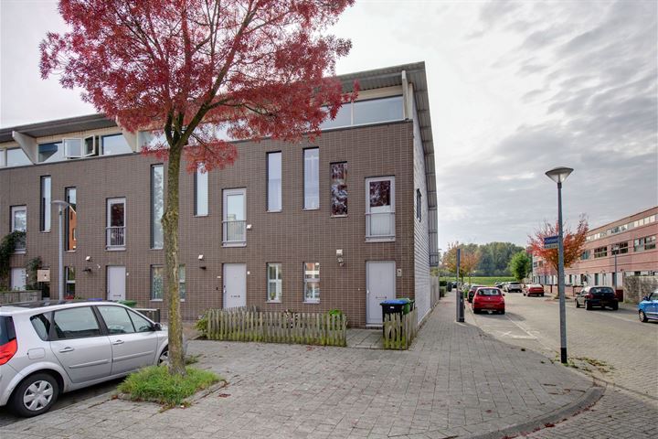 De Waard 18 in Groningen foto