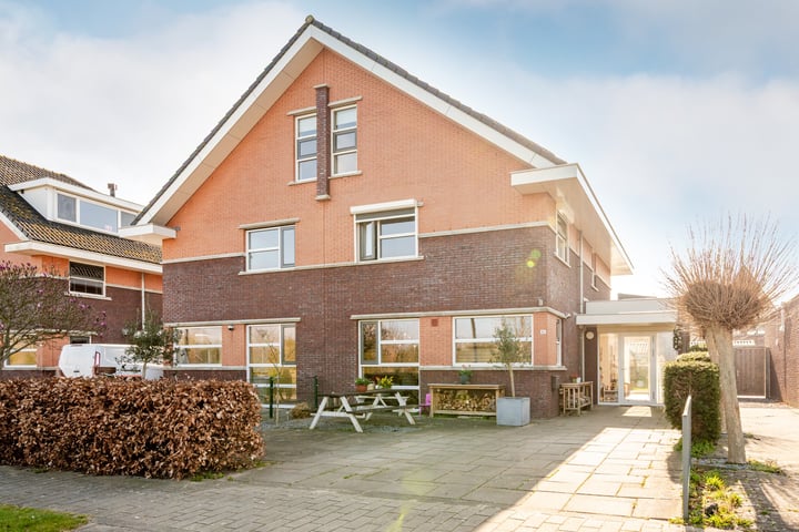 De Waardenborg 65 in Lelystad foto