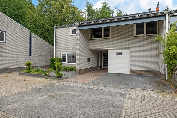 De Wouden 172 in Assen foto