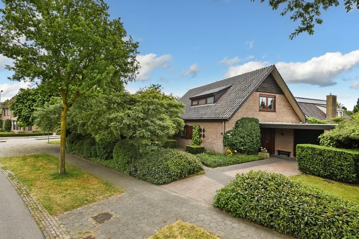 De Wuurde 33 in Elst foto