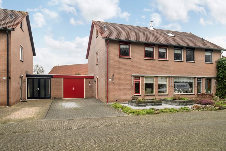 De Zaan 27 in Dronten foto