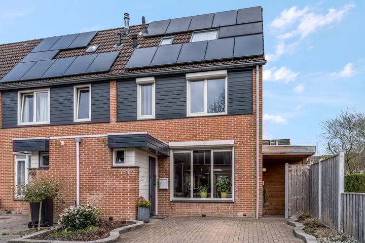 De Zuiling 98 in Elst foto