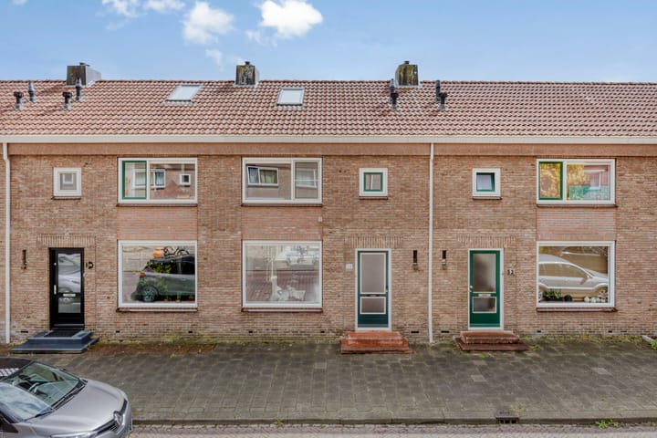 Debussylaan 54 in Apeldoorn foto