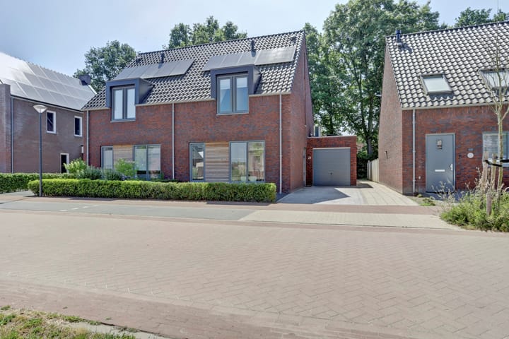 Deenendries 21 in Hulsel