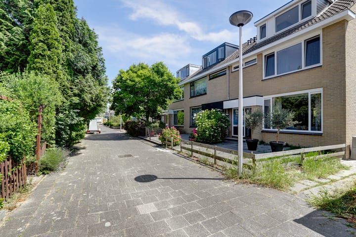 Foto van woning Deimospad 6, Spijkenisse