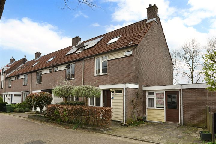 Dekemastate 12 in Huizen foto