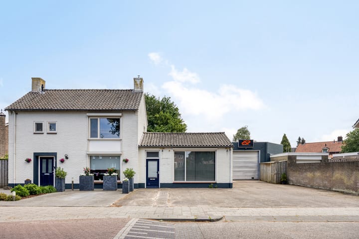 Deken van der Cammenweg 1 in Heesch foto
