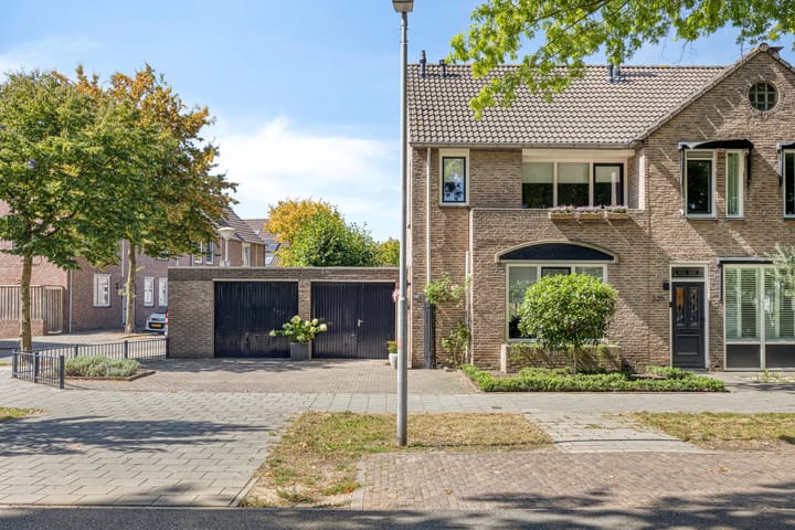 Deken van Oppensingel 223 in Venlo