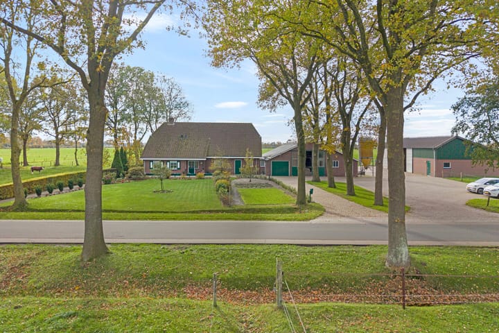 Dekkersweg 8 in Staphorst