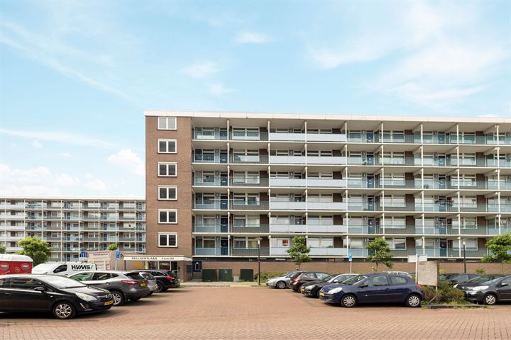 Dellaertlaan 13 in Beverwijk foto