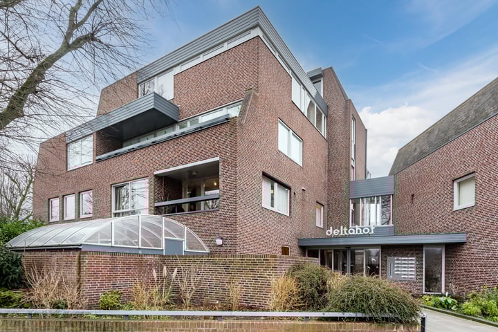 Deltahof 13 in Hillegom foto