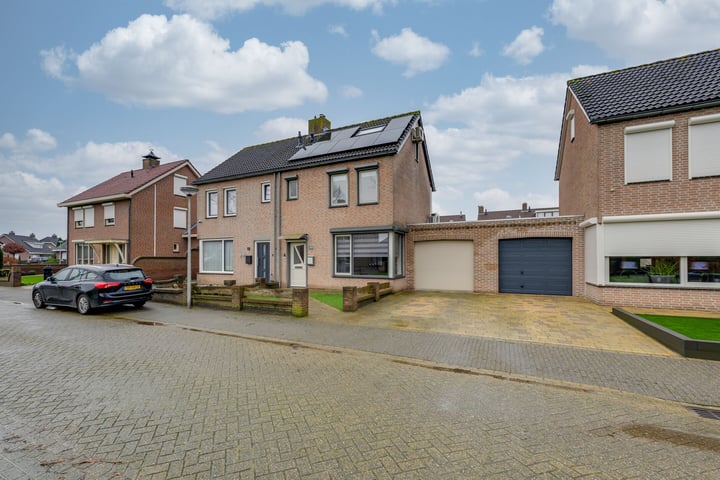 den Elshout 16 in St. Willebrord foto