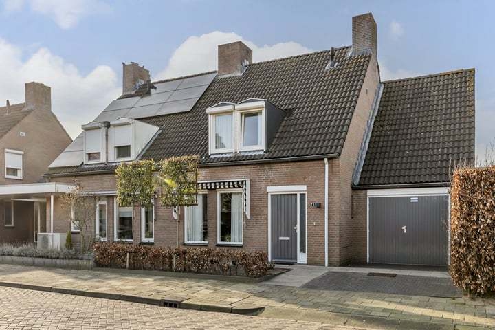 Den Haas 79 in Valkenswaard foto