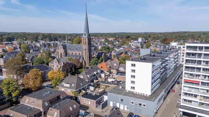 Den Heuvel 104 in Velp foto