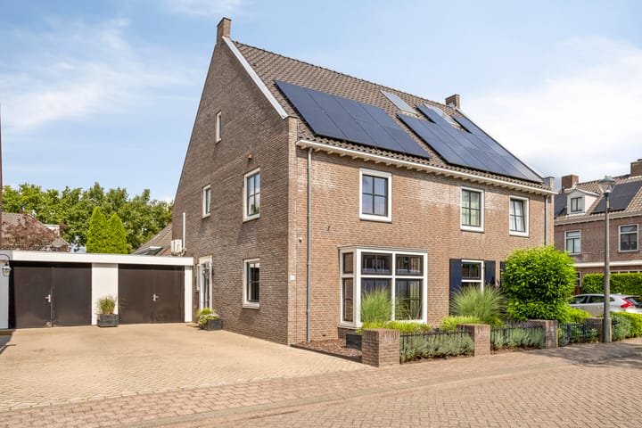 den Hoge Hurk 6 in Helmond foto