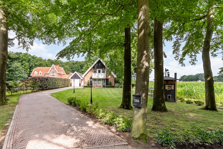 Denekamperstraat 23A in Beuningen