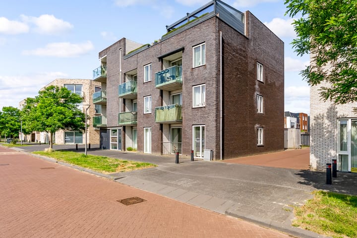 Denemarkenstraat 84 in Almere foto