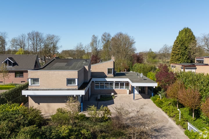 Dennendijk 42 in Winterswijk