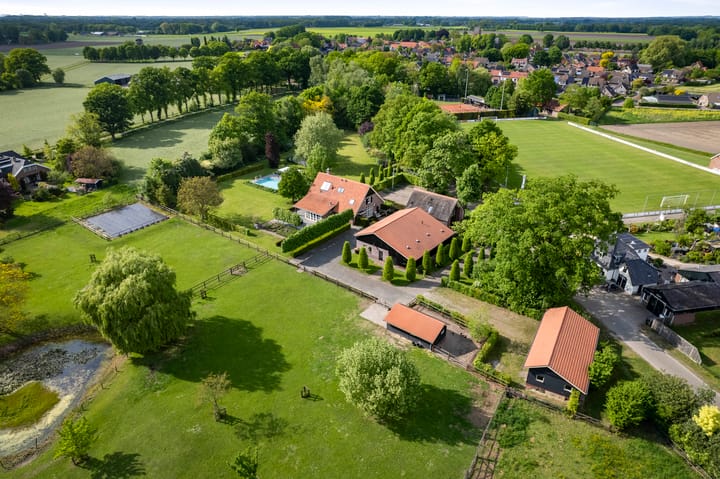 Dennendijk 6 in Geesteren