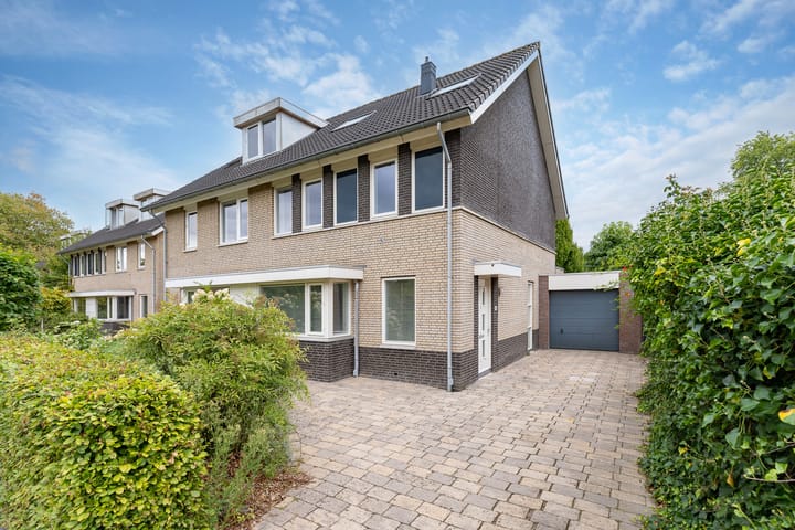 Dennenhorst 49 in Driebergen-Rijsenburg foto