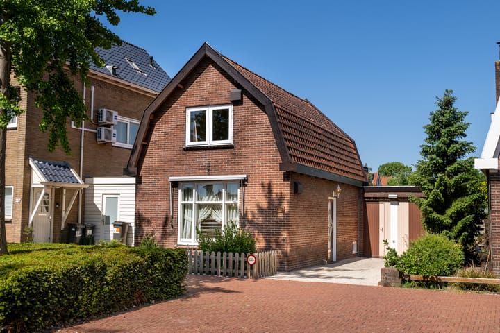 Dennenlaan 105 in Zwanenburg foto